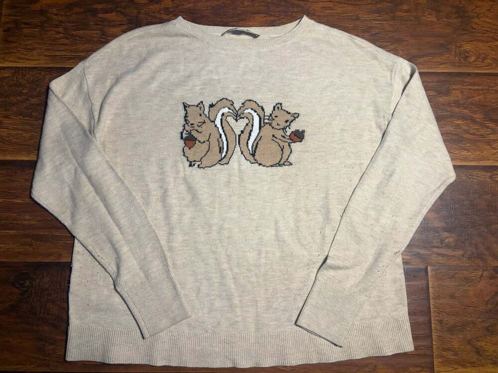 LOFT Squirrel Sweater Size M Beige Heart Tails Graphic Pullover